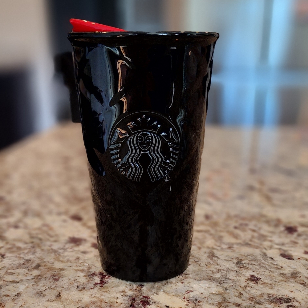 Starbucks Black Ceramic Quilted Coffee Traveler Tumbler Mug Red Lid 10 oz 2015